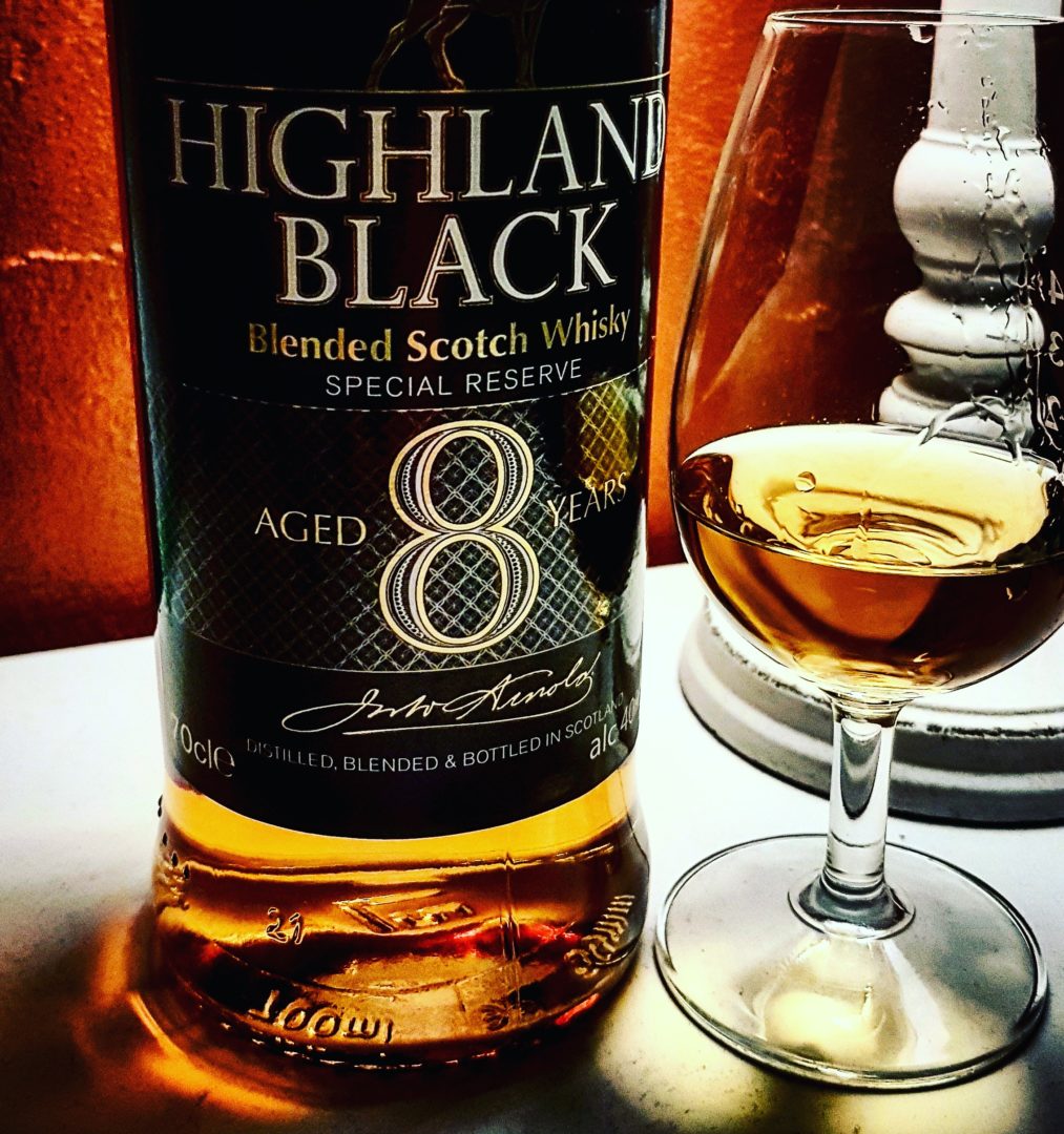 Highland Black 8 Jahre Blended Scotch Whisky