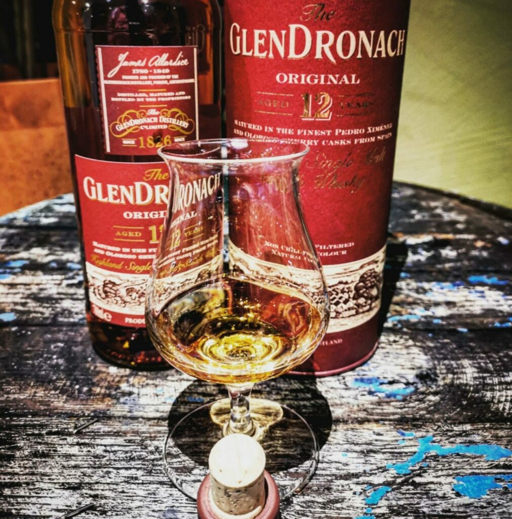 The GlenDronach 12 Jahre Highland Single Malt Scotch Whisky