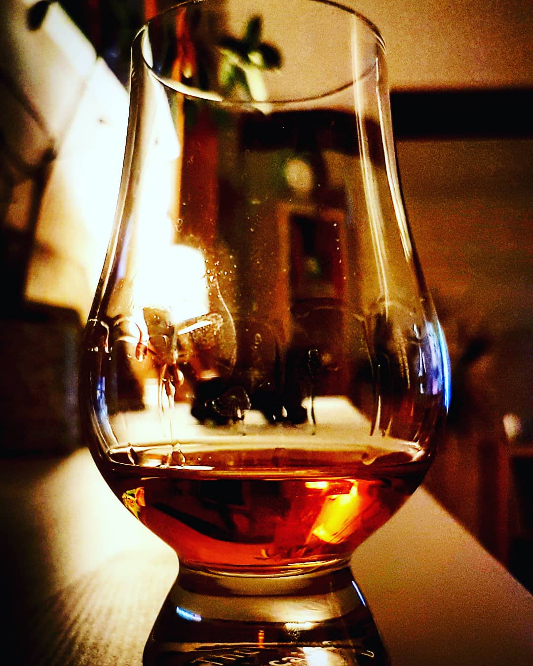 Whisky in einem Glencairn Glas