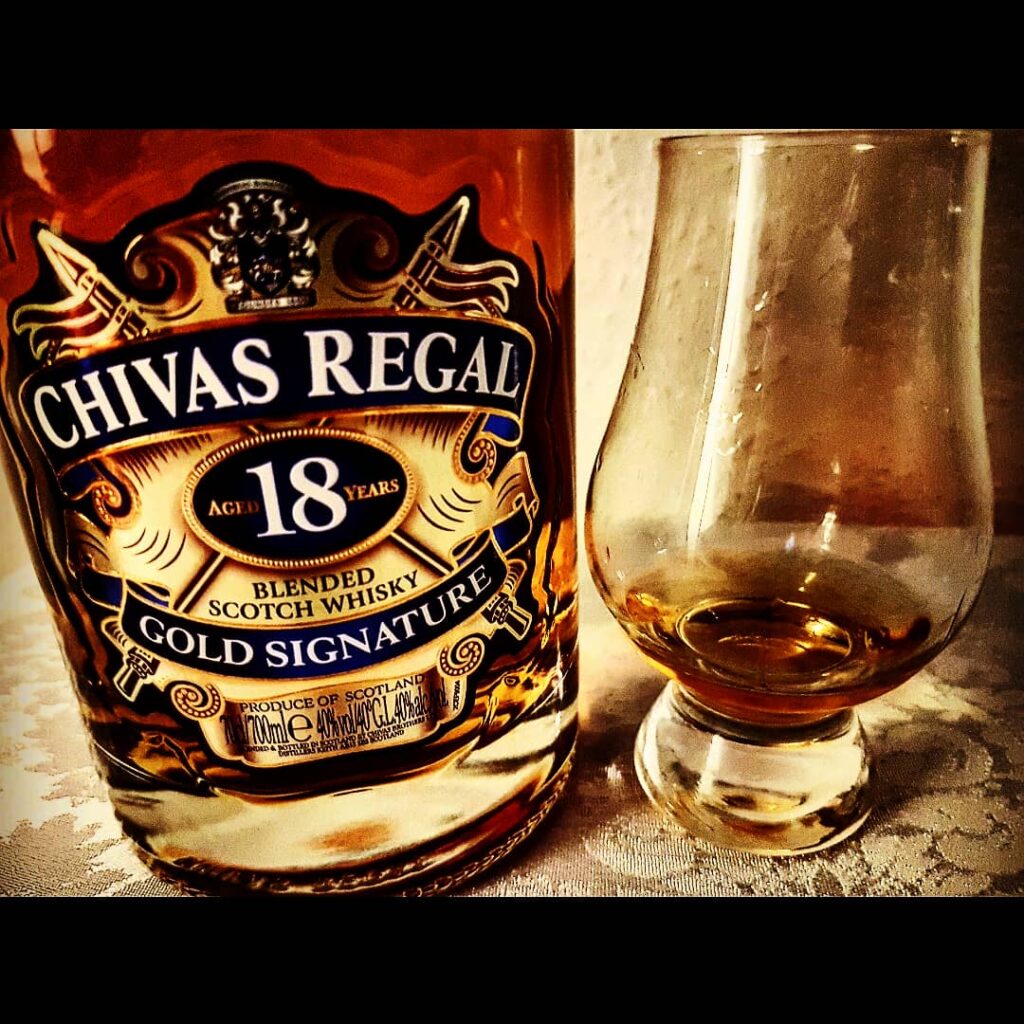 Gehört zu den Premium Blends - Chivas Regal 18 Jahre