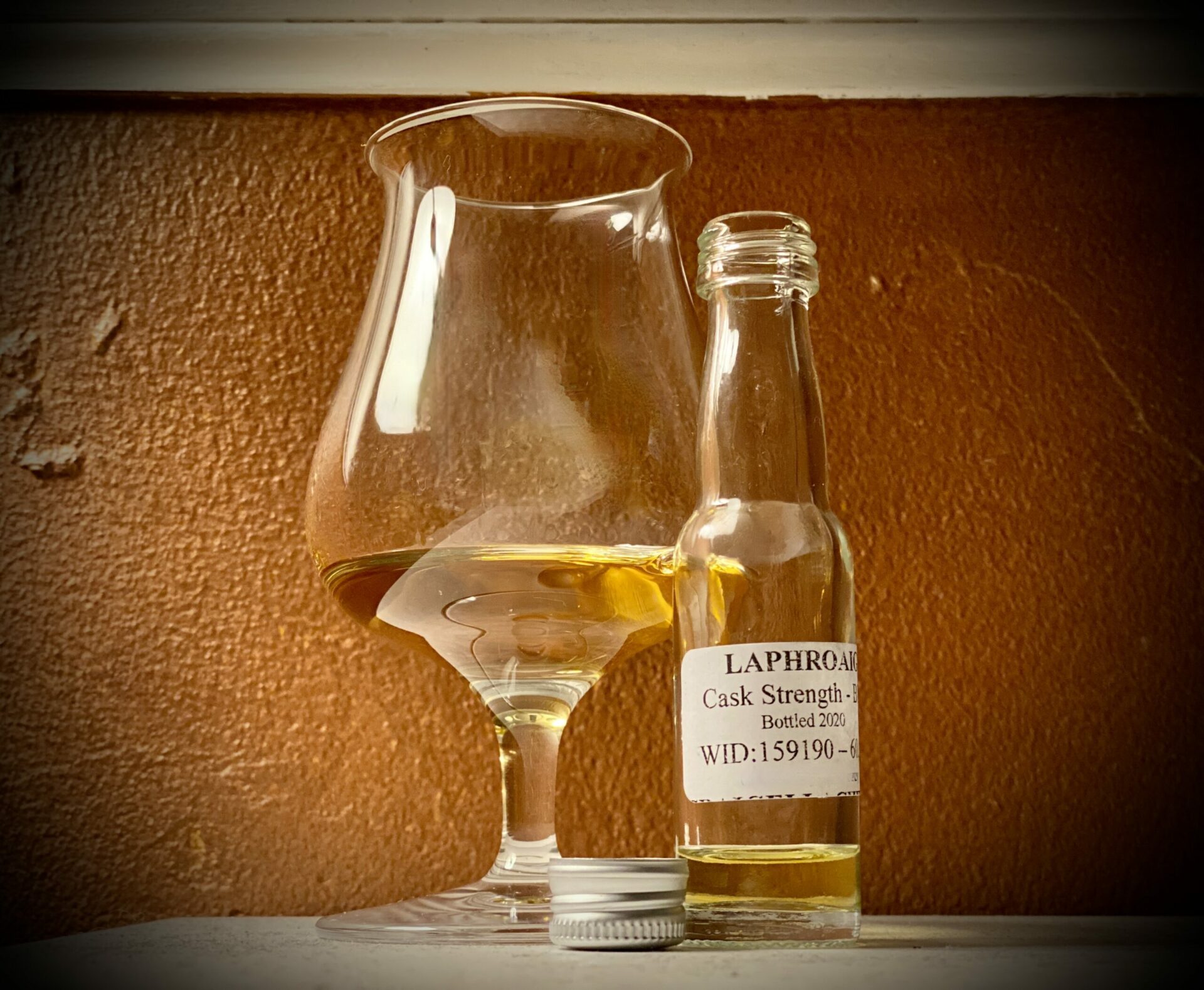 Laphroaig 10 Jahre Cask Strength Batch 12 Islay Whisky