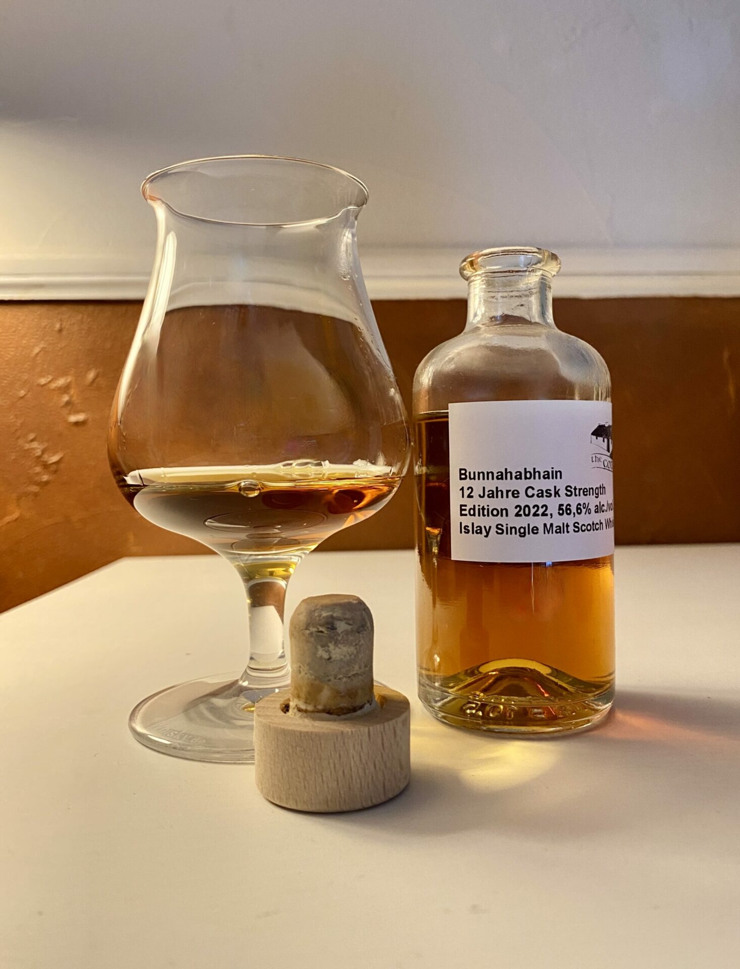 Bunnahabhain 12 Jahre Cask Strength 2022 Islay Single Malt Scotch Whisky